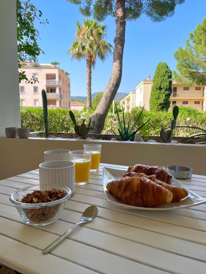 Appart Cosy 4 Personnes, A 400M De La Plage Bormes-les-Mimosas Exteriör bild
